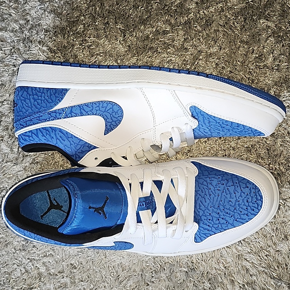 Mens Air Jordan 1 low - new